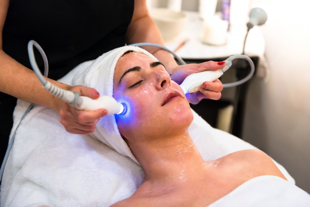 LED Light Therapy Facial